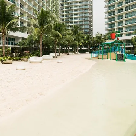 Azure Skyline Pad