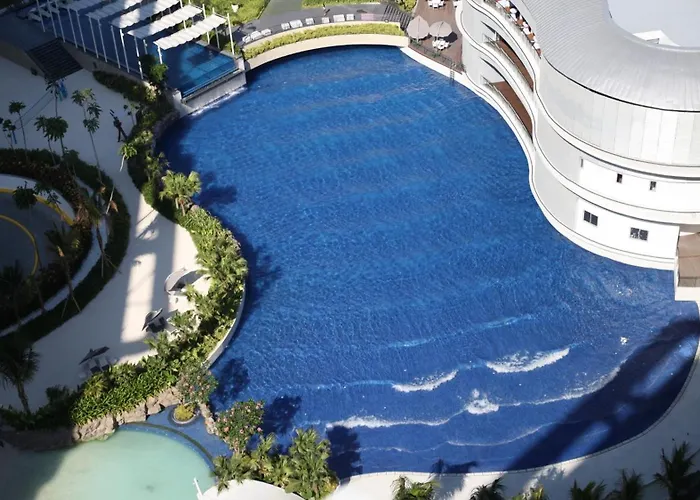Azure Skyline Pad Manila