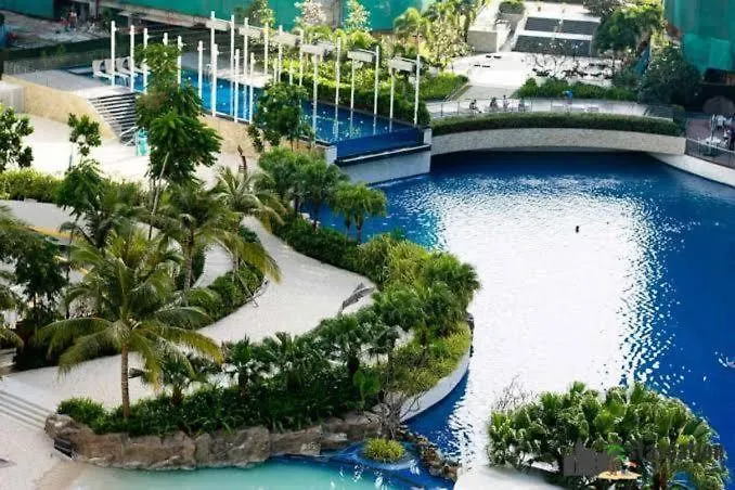 Azure Skyline Pad * Manila